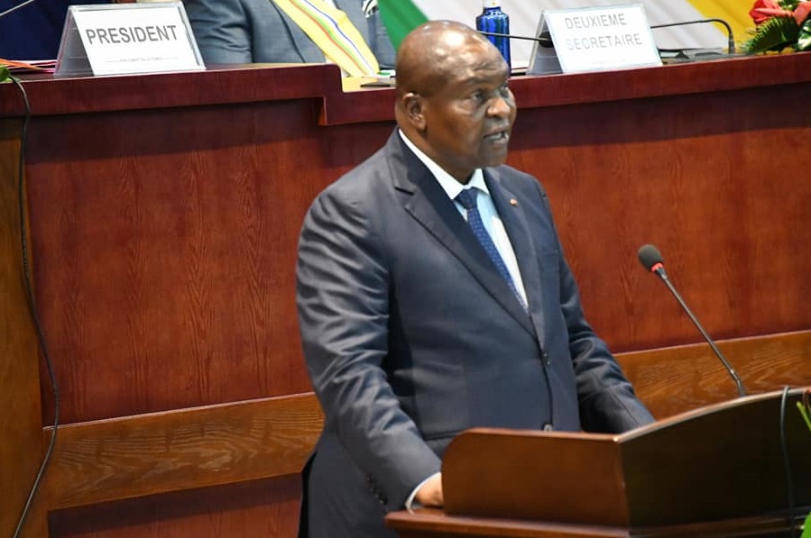 Centrafrique : au parlement de la CEMAC, F.A Touadéra appelle à l’unité