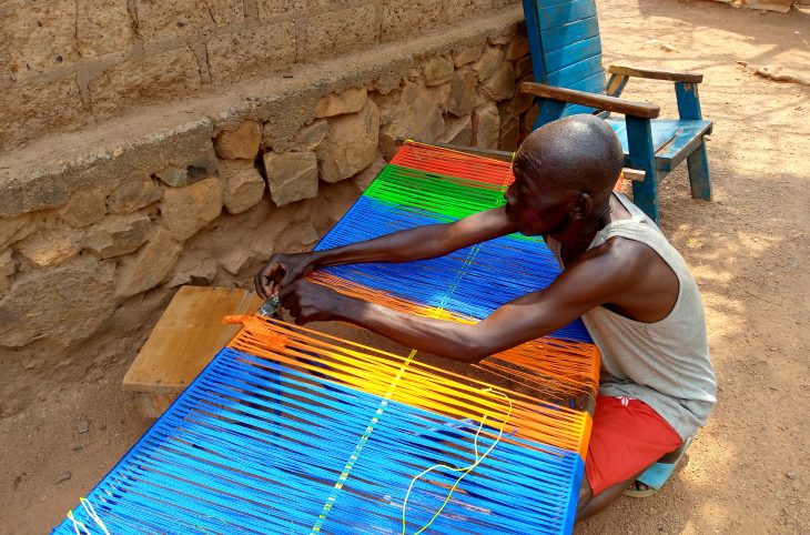 Centrafrique : Jérôme Wabemtou, un malvoyant fabricant de lits repliables