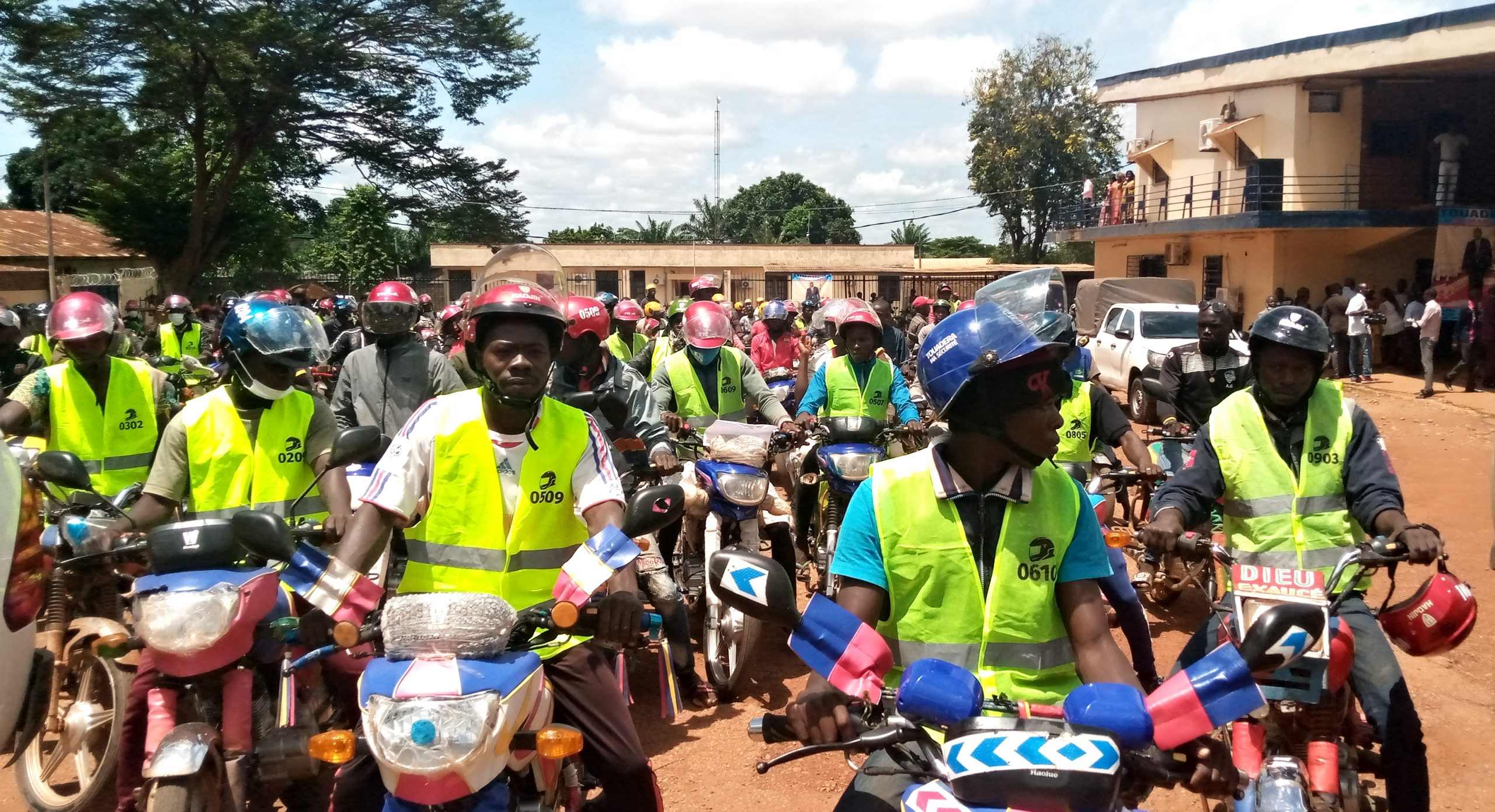 Centrafrique : conducteurs de motos et cyclistes s’insurgent contre les tracasseries routières à Alindao