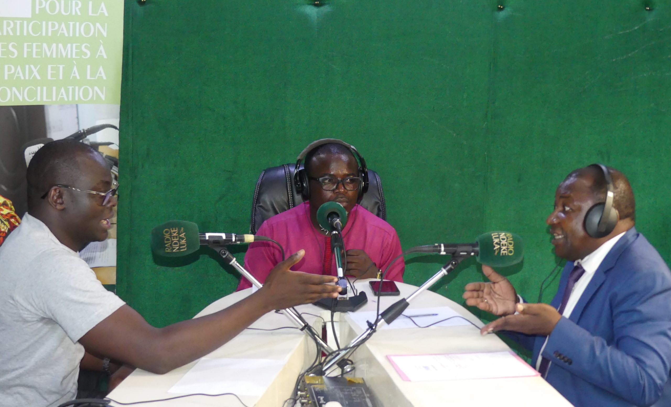 Qu’est-ce qui explique la tension politique entre le pouvoir et l’opposition démocratique ?