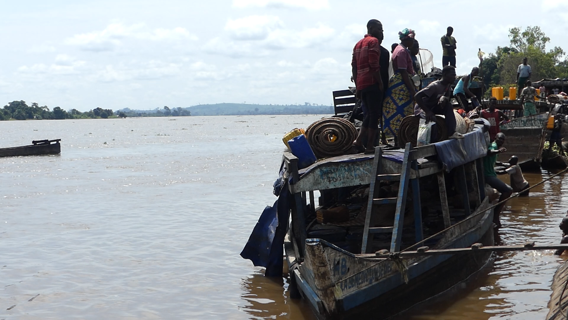 Centrafrique : les patrons des baleinières appellent les usagers à une prise de conscience