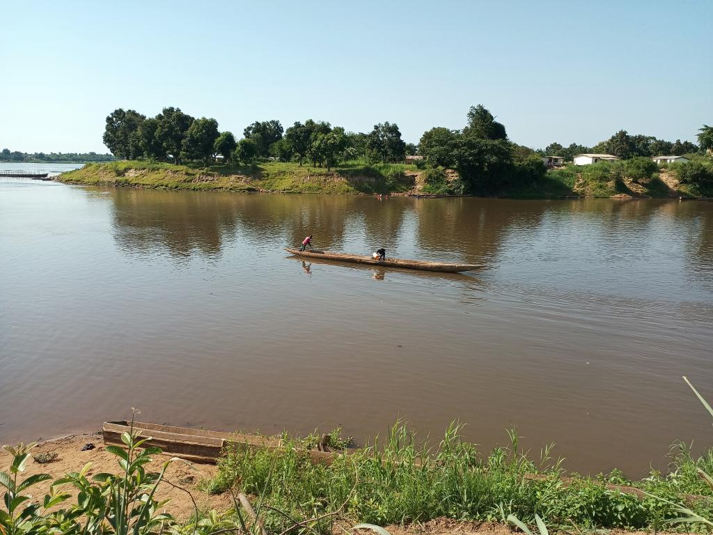 Naufrage sur la rivière Mpoko : le gouvernement rassure les rescapés et les parents de victimes de son appui