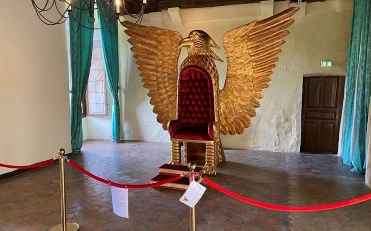 Centrafrique : la réplique du trône de l’empereur JB Bokassa sera mise en vente fin mai en France