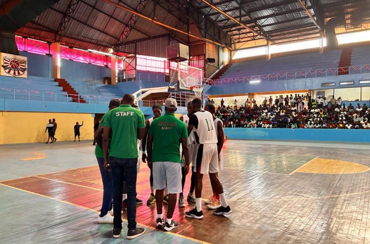 Basket : la première finale des play-offs de Bangui tourne en kick-boxing