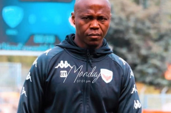 Football : "Je ne peux pas travailler avec l’ancienne équipe"