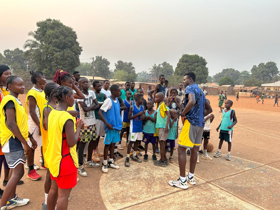 Bangui : un camp de basket-ball en faveur des jeunes du 8ème arrondissement