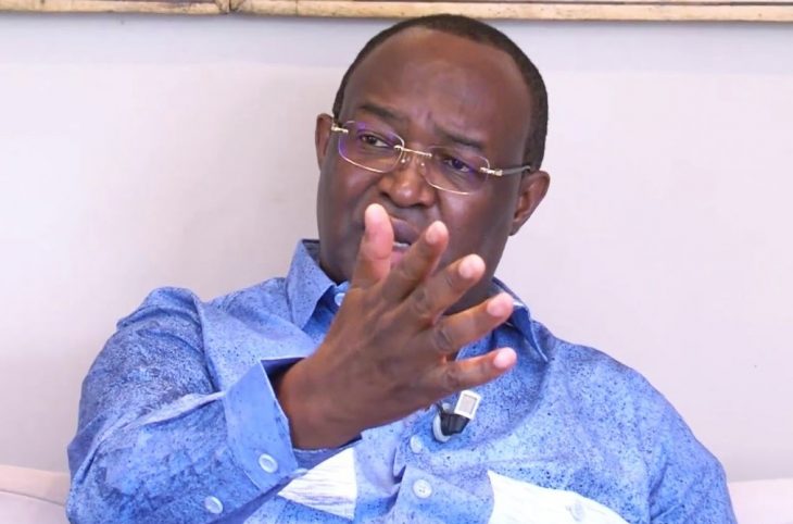 "Je suis très malheureux quand je vois des files de brouettes remplies de bidons jaunes"