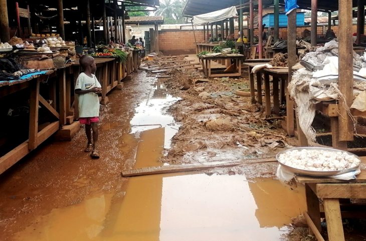 Marché de Miskine : Bâtiments en ruine, insalubrité généralisée. Comment expliquer cette situation ?