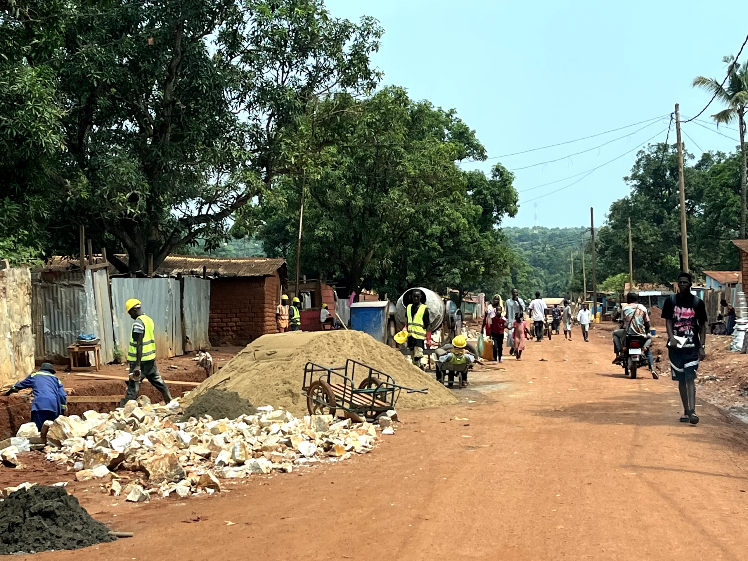 Bangui : les riverains de la route de Carrière déplorent la qualité des travaux