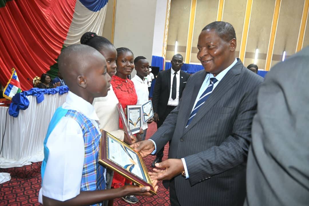 Education : la FECADD accorde des primes d’encouragement aux meilleurs élèves de l’année 2024-2025