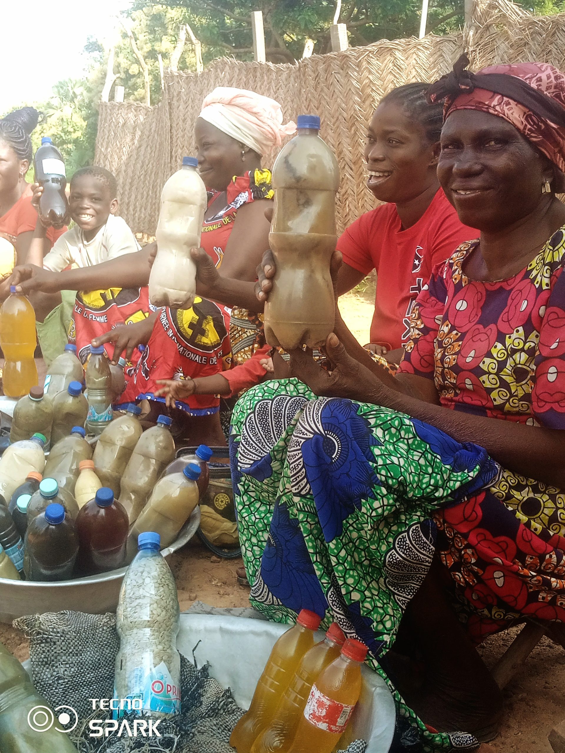 Le quotidien des femmes vendeuses d’huile de karité à Bossangoa