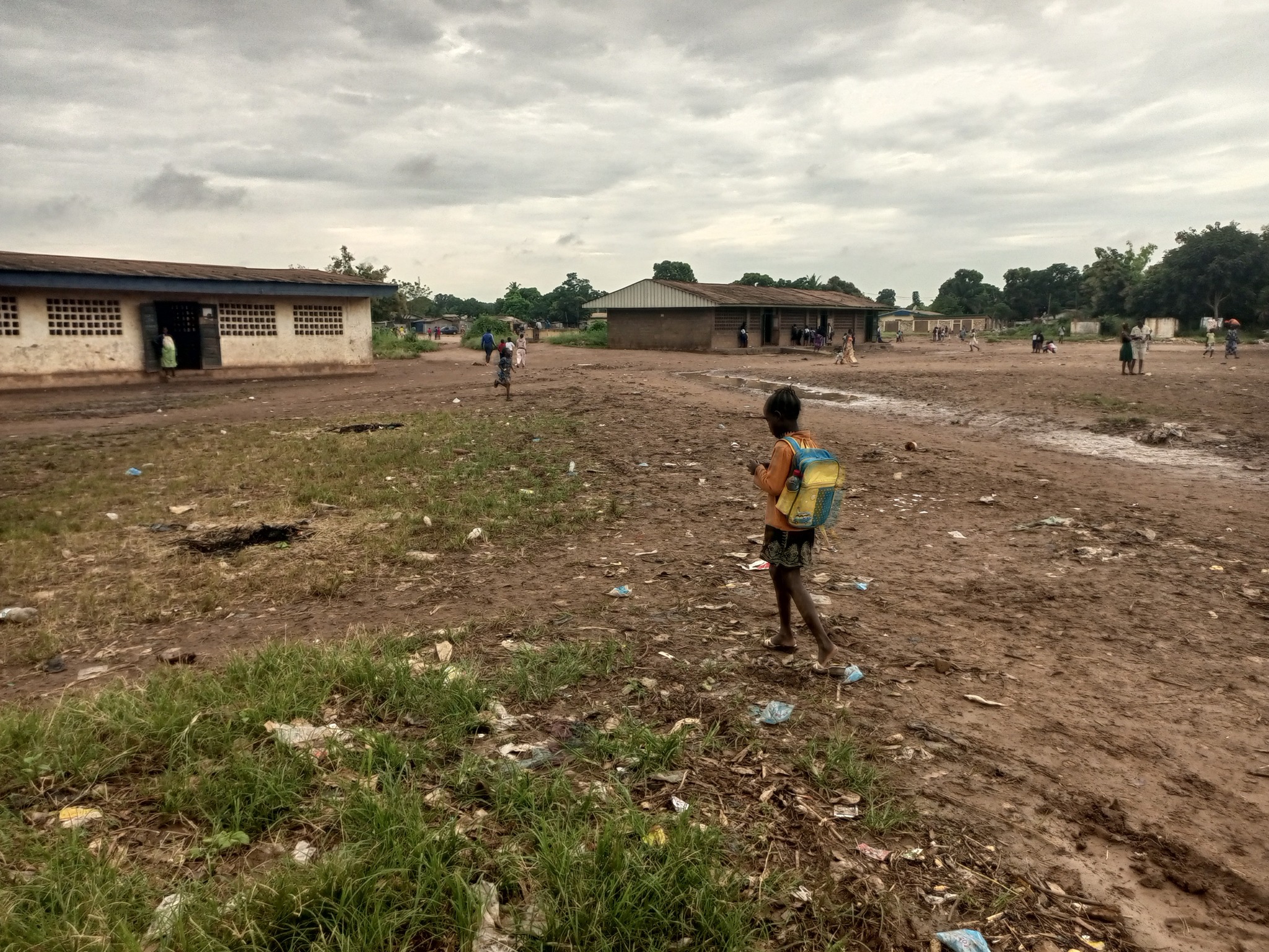 Education : environnement insalubre à l’école préfectorale de Bimbo