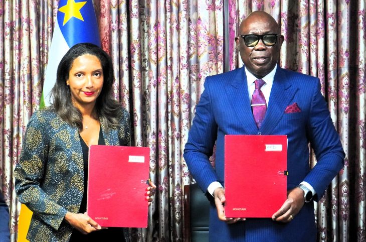 Coopération : la France accorde une aide budgétaire de plus 16 milliards de francs CFA à la RCA