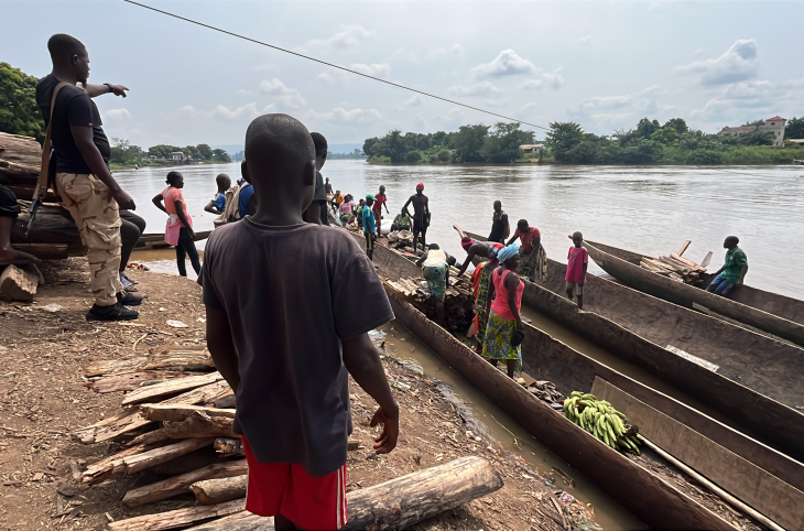 Voies fluviales : quand des militaires et agents du service phytosanitaire fixent des taxes