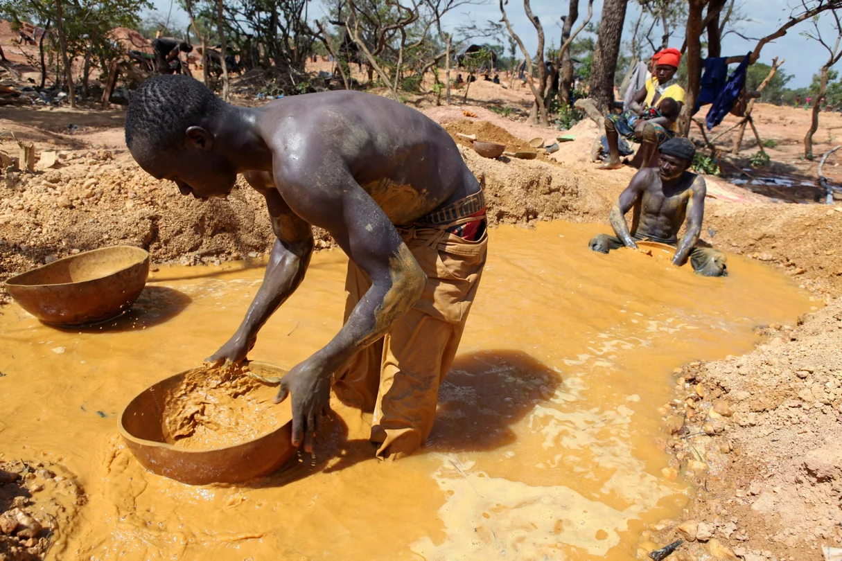 Dans les chantiers miniers pour lutter contre la déperdition scolaire