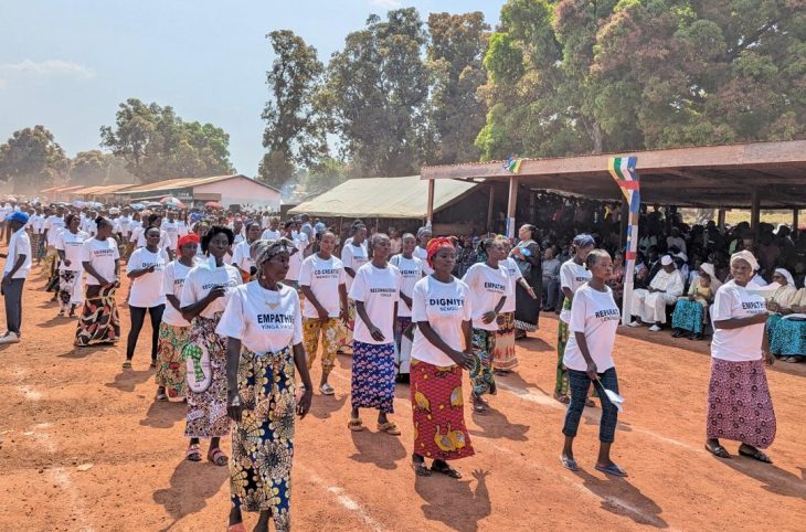 Dékoa : des survivants.es de violences sexuelles défilent à visage découvert