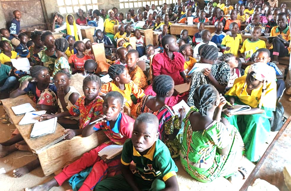 École Haoussa de Bouar : élèves face au manque de matériel scolaire