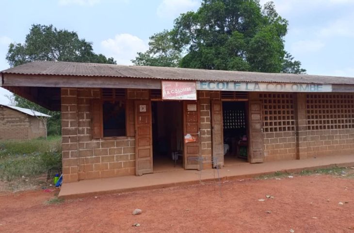 Biscuits « envoûtés », jetons « mystérieux et fantômes » : des rumeurs qui paralysent les cours à l’école La Colombe à la sortie nord de Bangui