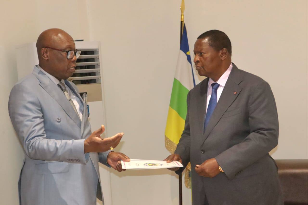 Centrafrique : Félix Moloua présente sa démission au président de la République