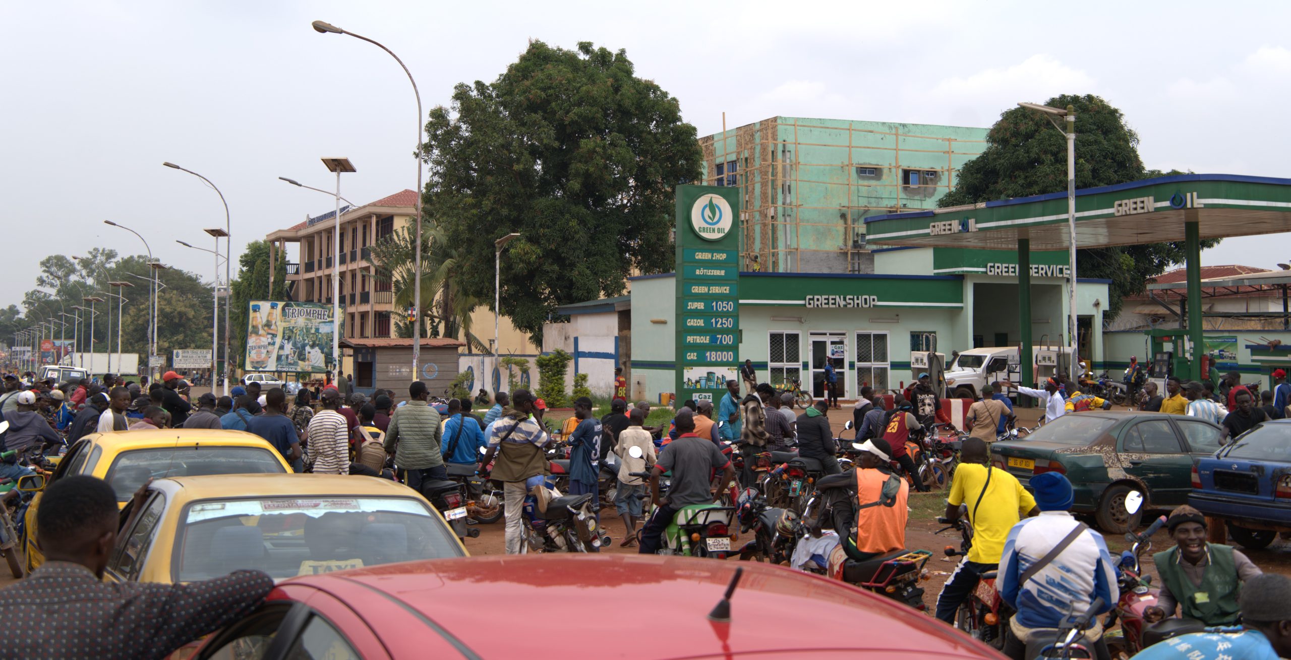 Centrafrique: Bangui de nouveau en proie à une rareté de carburant dans les stations-service