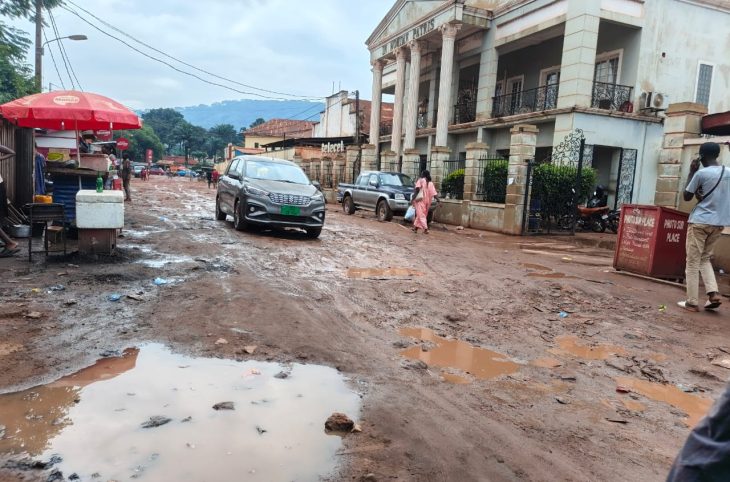 Bangui : exaspération face à la forte dégradation de la rue longeant Telecel et Brigade criminelle