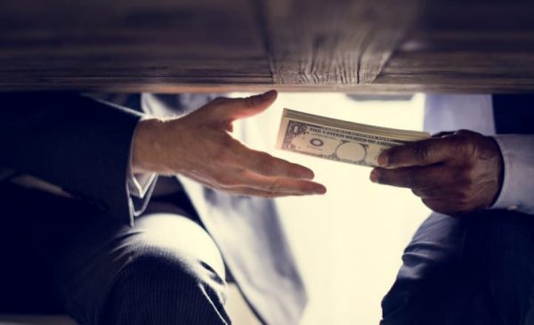 Corruption : que prévoit la loi et quelles peines encourues ?