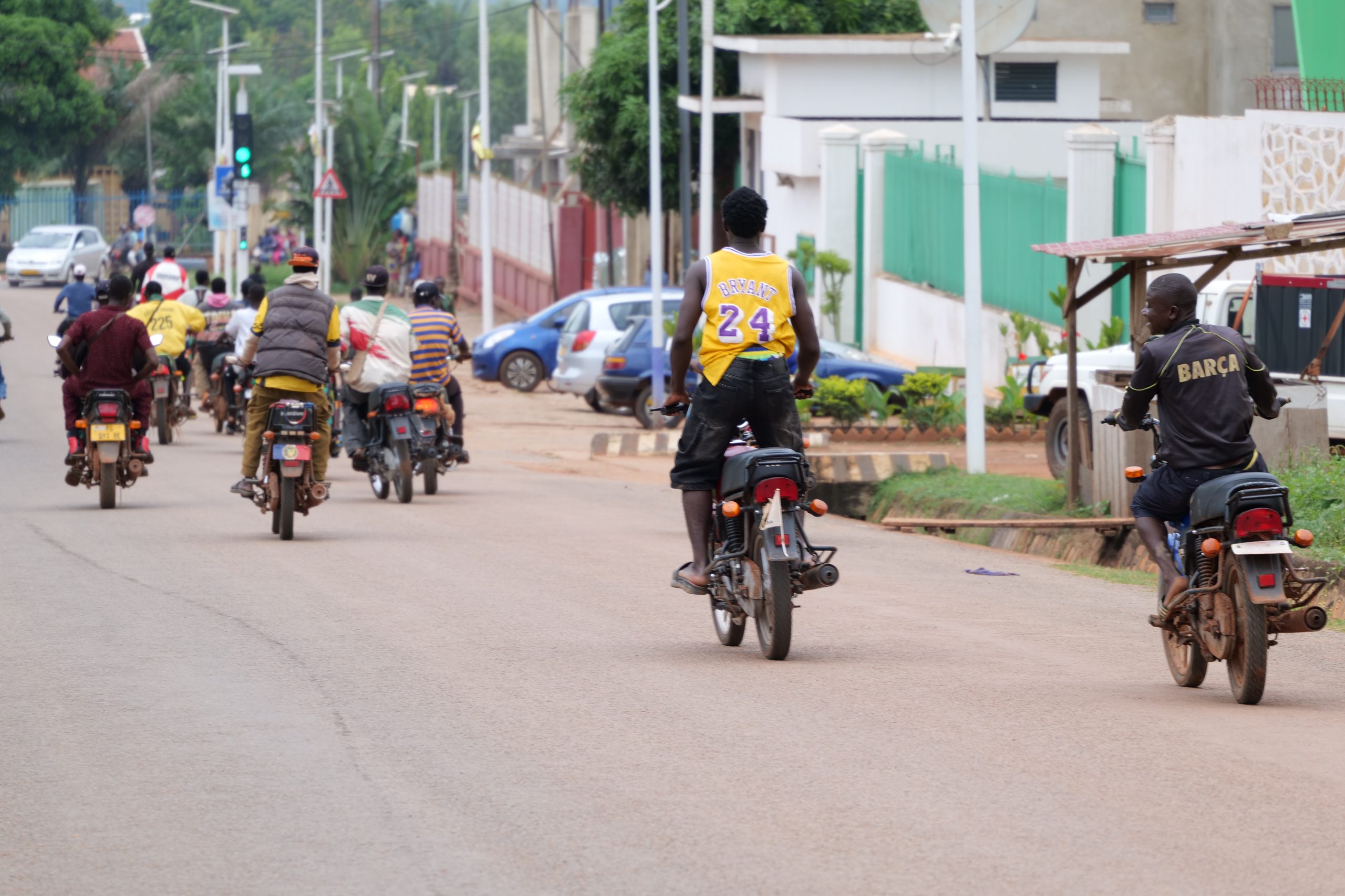 Bangui, une ville morte à moitié observée
