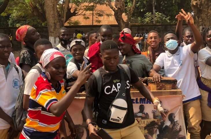 Centrafrique : le lycée technique de Bangui remporte un concours de simulation de procès