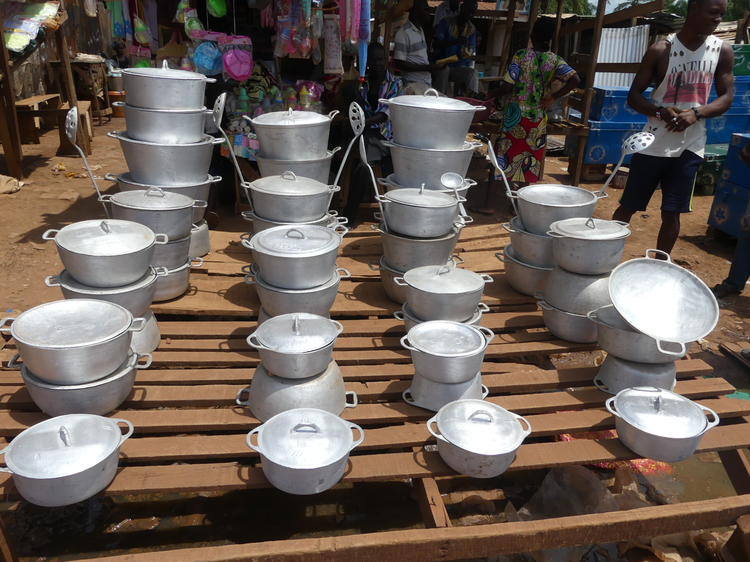 Les atouts du secteur informel sur l’économie, cas des fournisseurs illégaux