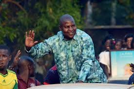 Faustin Archange Touadéra salue le patriotisme d’Anicet Georges Dologuélé