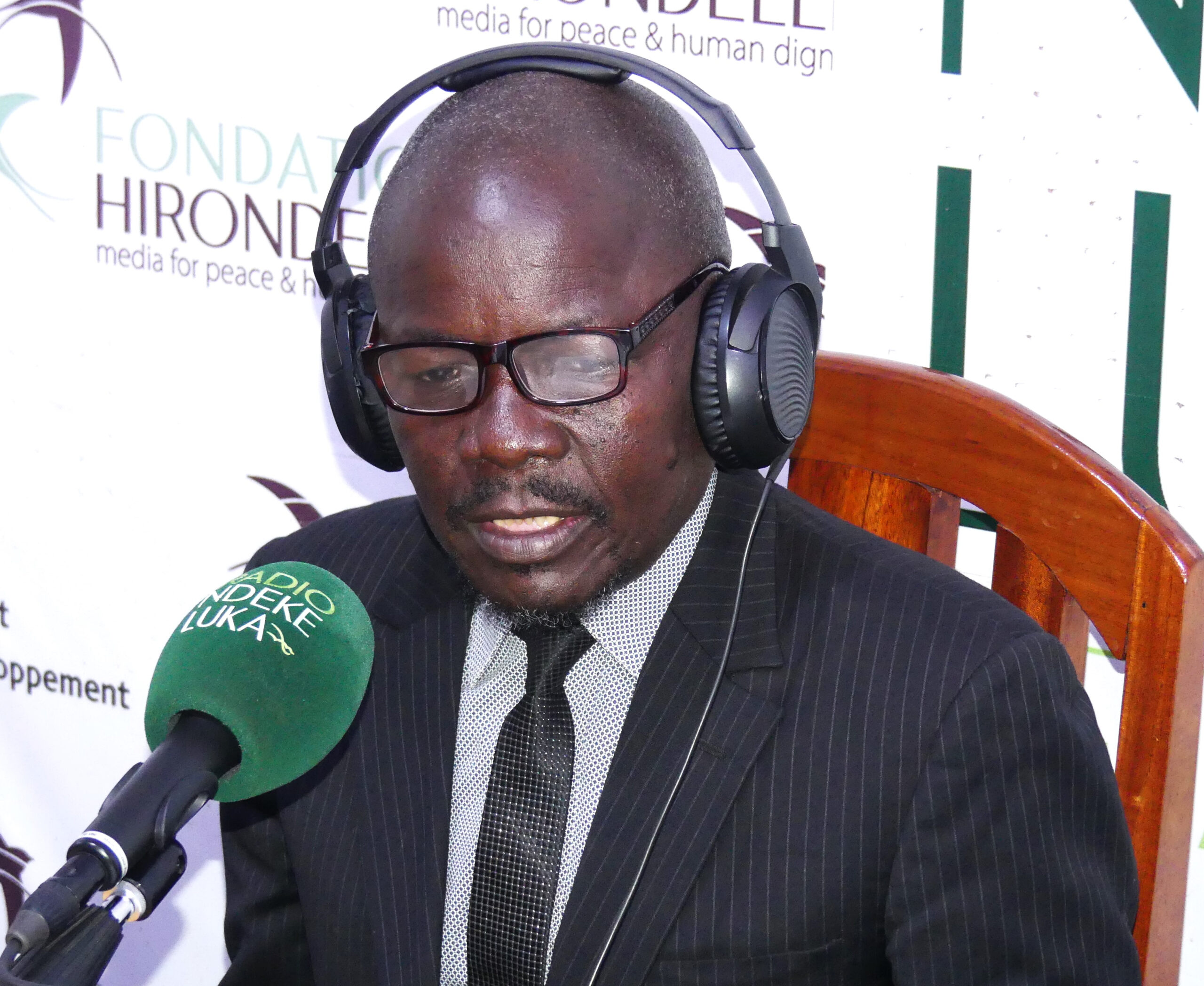 Que dire des garages et installations anarchiques qui pullulent les abords de routes ?