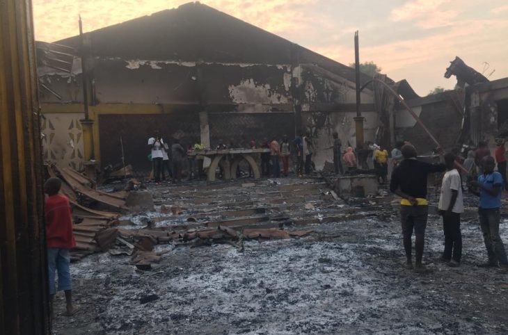 Bangui : La paroisse Ste Trinité partie en fumée