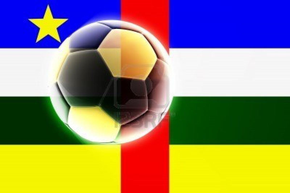 Les Fauves s’entraînent sur un terrain non commode à Ouagadougou