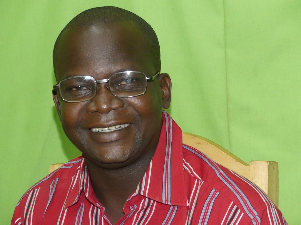 La vie de Serge Wilfried Mbilika, président de l’association cinéma numérique ambulant