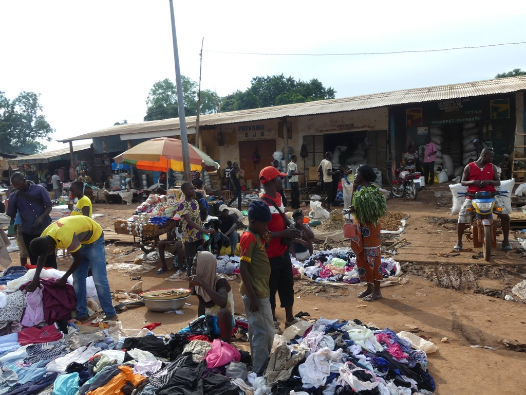 RCA : Les CNS lancent un ultimatum de 48 heures à des commerçants au marché Combattant à Bangui