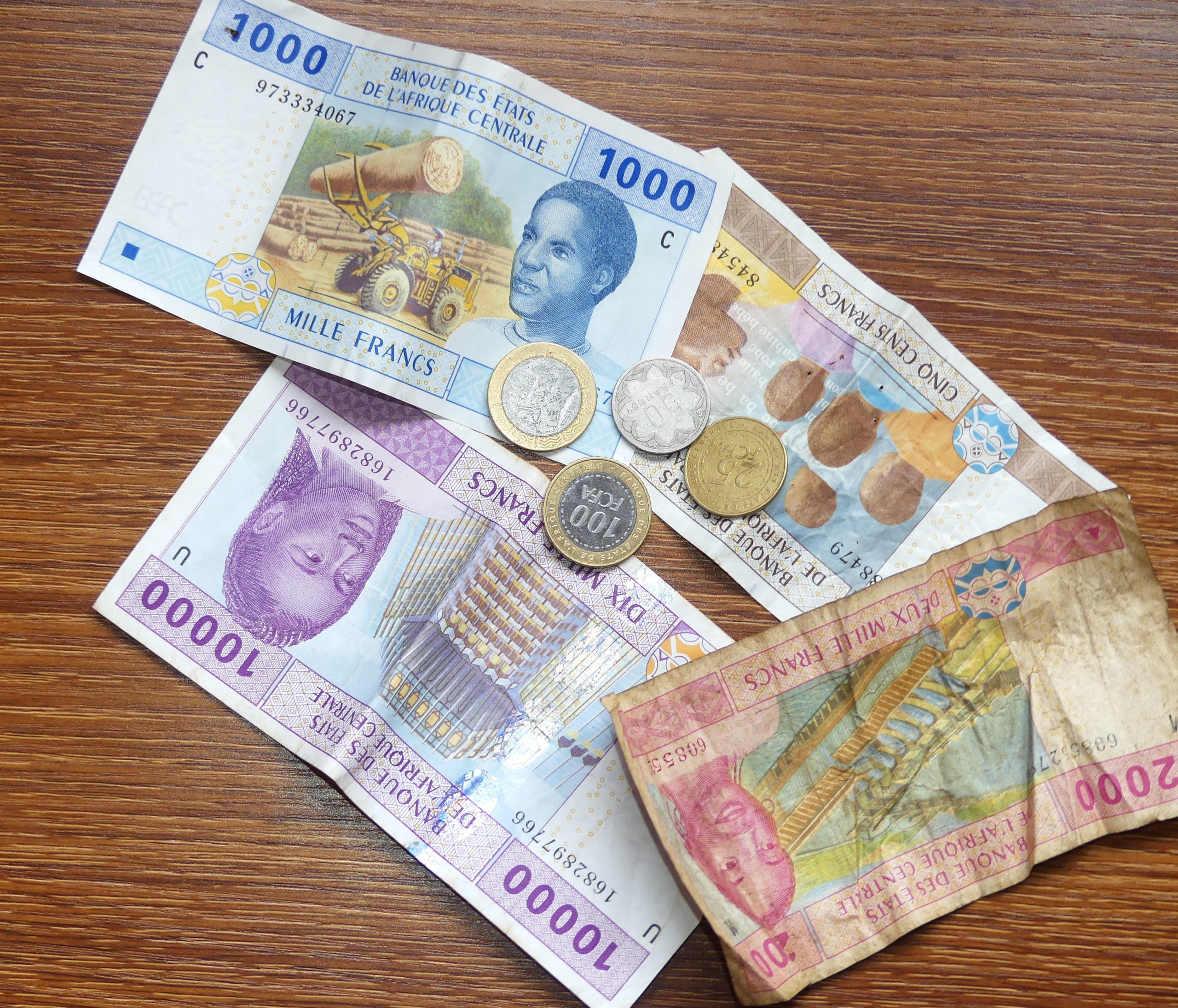Mag-éco. : la problématique du blanchiment d’argent dans un pays