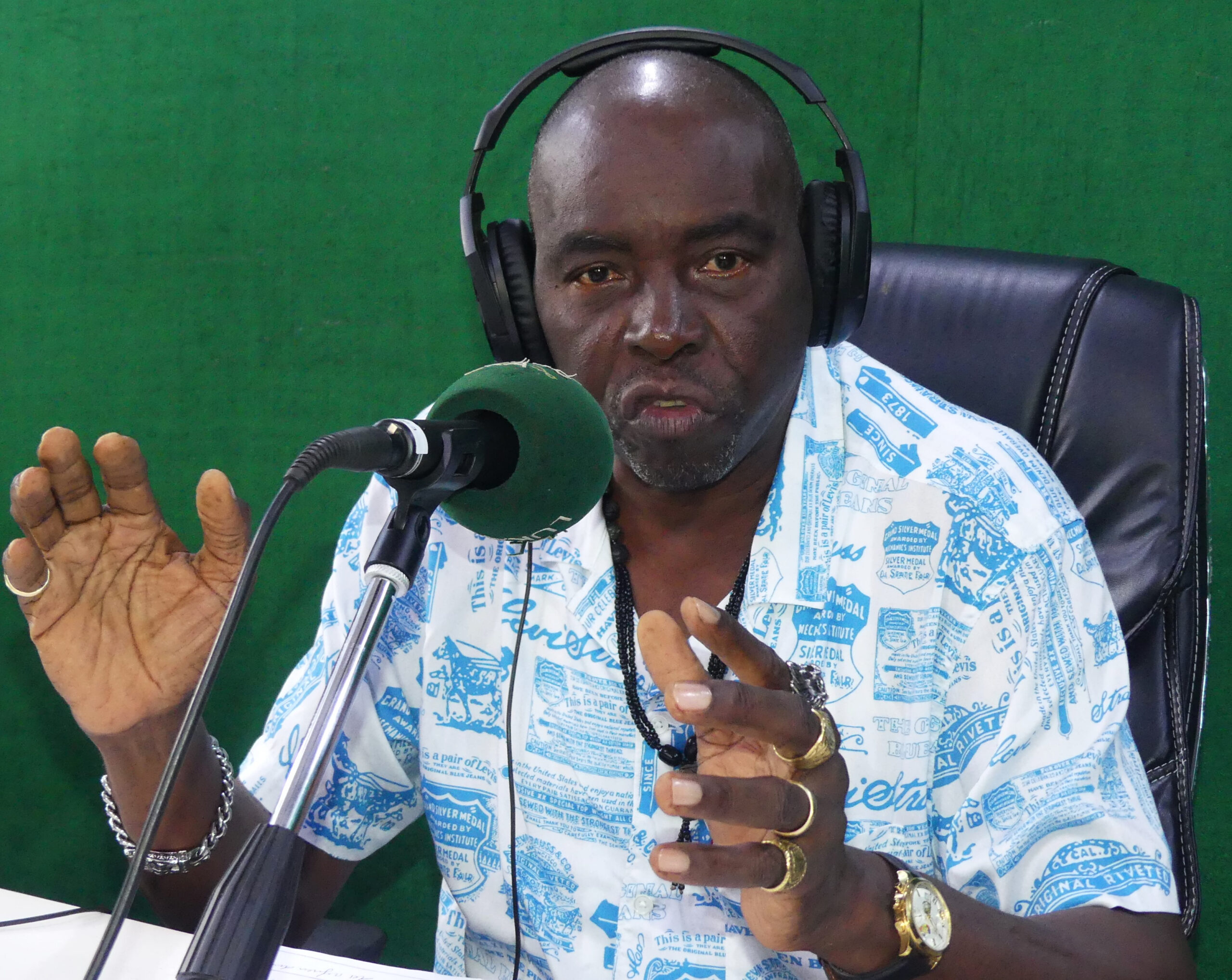 « Les binationaux ne sont pas exclus de la présidentielle. C’est une mauvaise interprétation »