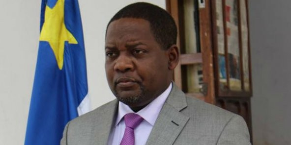 « L’audit du gouvernement sortant n’est pas à l’ordre du jour  » selon le premier ministre Firmin Ngrébada