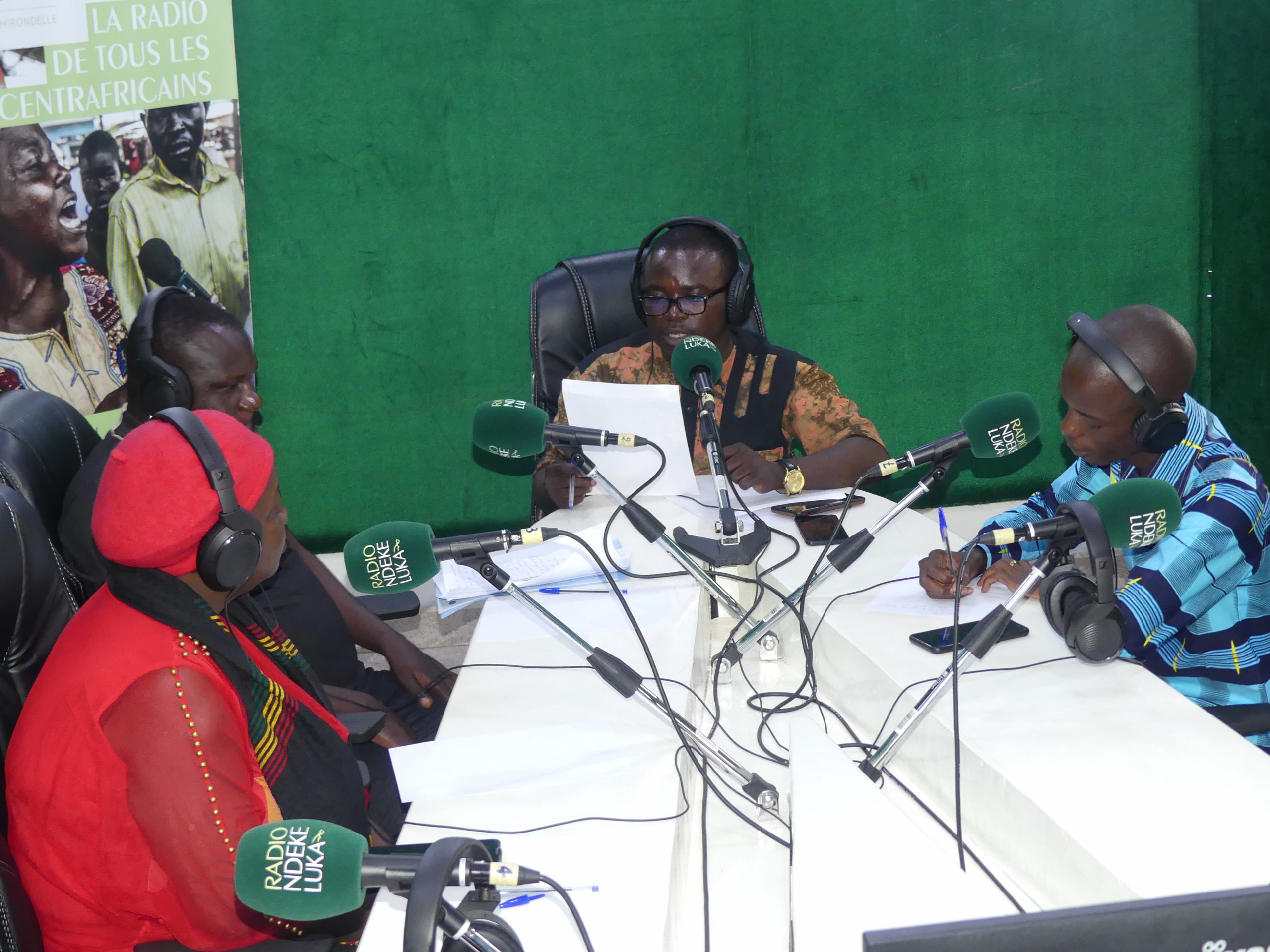 Comment expliquer le mutisme du gouvernement face au regain des messages de haine ?