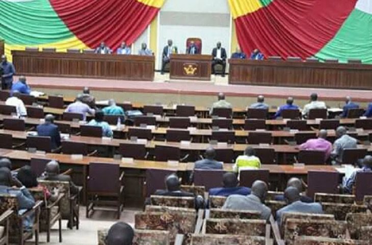 Centrafrique: des députés changent de camps à l’Assemblée nationale