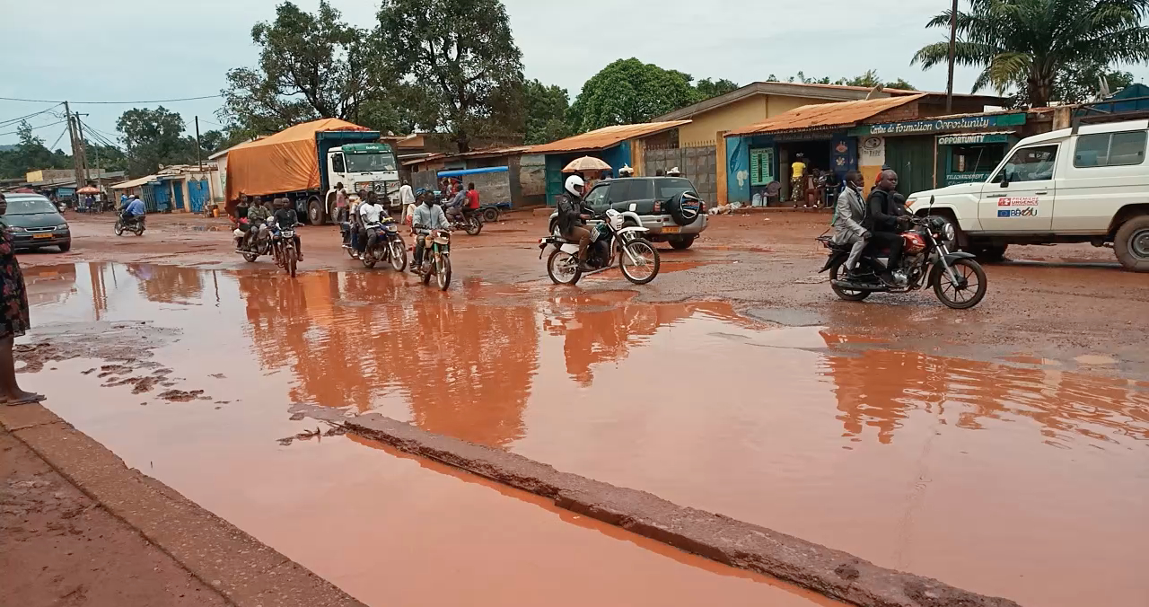 Centrafrique: la dégradation des avenues à Bangui, un frein pour la libre circulation des biens et des personnes