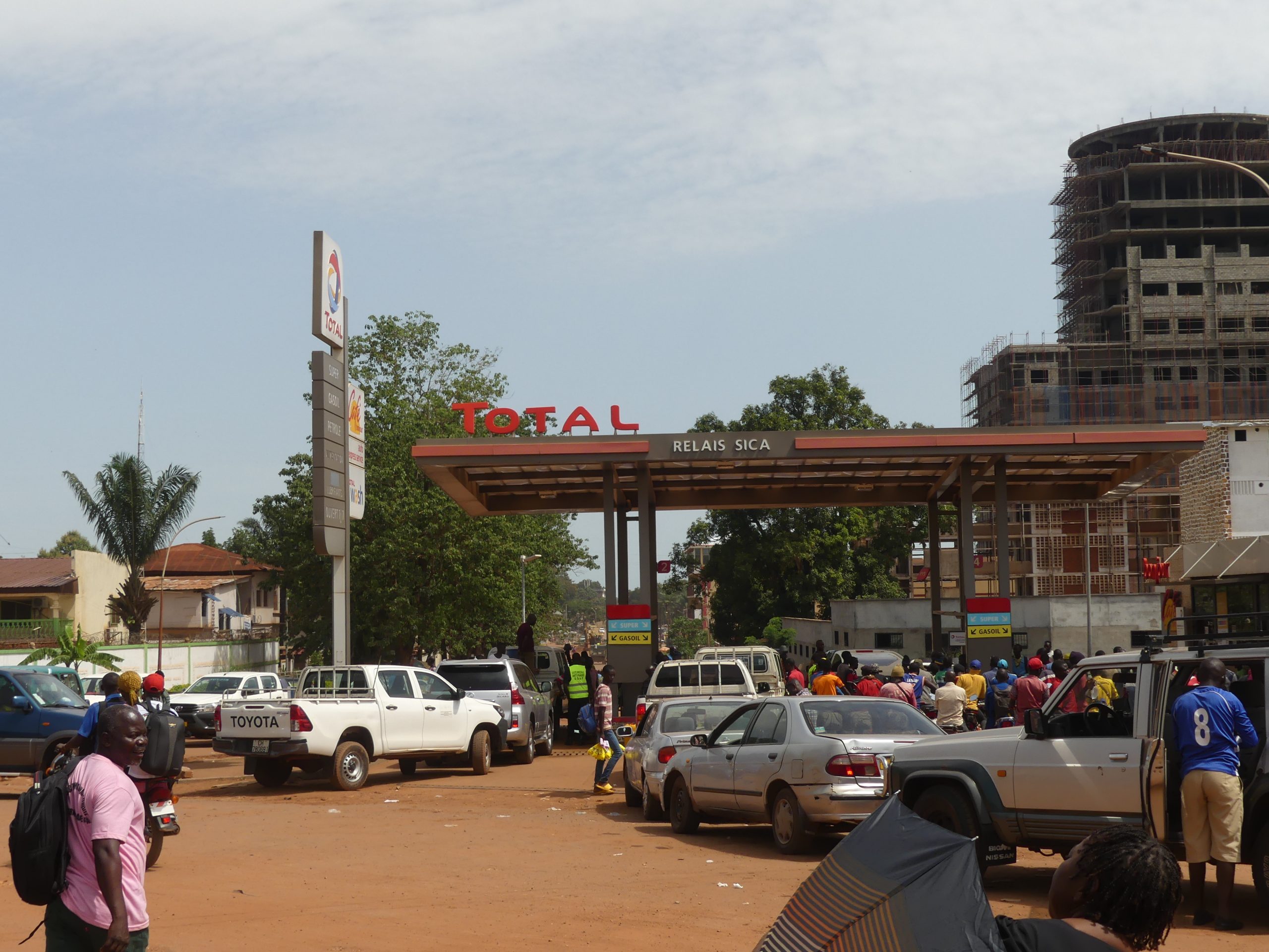 Centrafrique : vers un début de solution à la crise de carburant ?