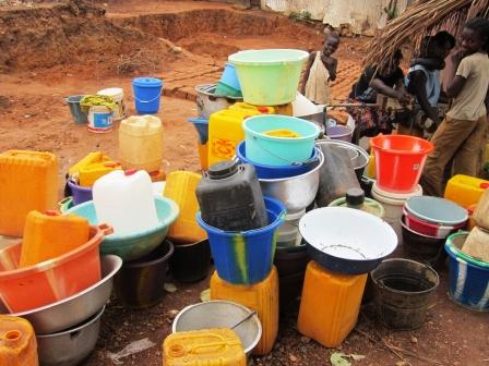 Pénurie d’eau à Bangui, calvaire pour les femmes