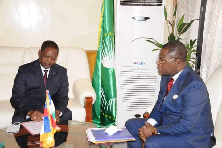 Centrafrique: Henri Marie Dondra officiellement installé à la Primature