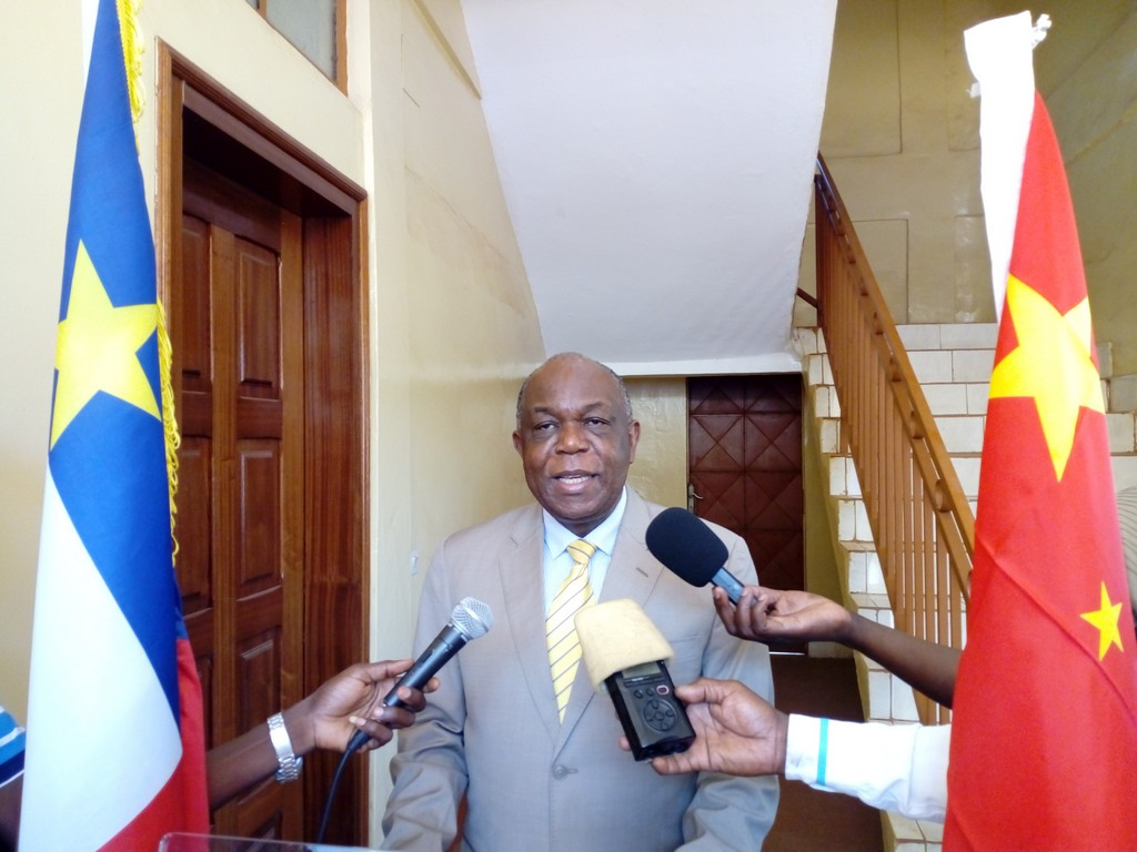 RCA : La poursuite d’exploitation anarchique des mines d’or à Bozoum relève d’un malentendu selon Léopold Mboli-Fatran