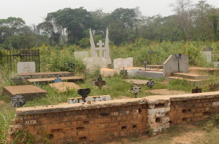 Bangui: plusieurs personnes abattues par des inconnus aux abords du cimetière de Ndrès