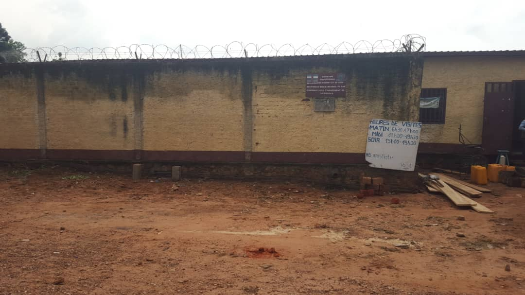 RCA: la CNDHLF déplore les conditions de détention à la maison d’arrêt de Mbaïki