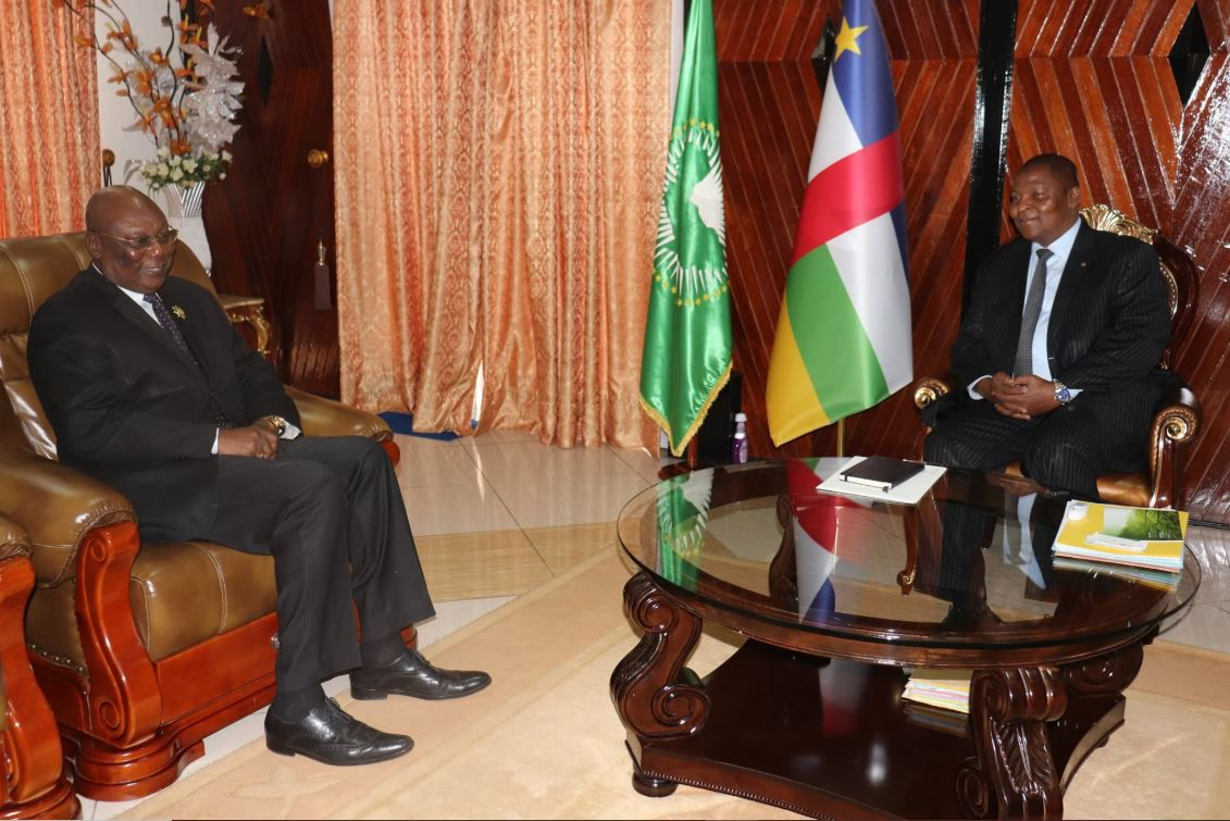 Centrafrique : premier tête-à-tête entre Touadéra et l’opposition pour décrisper la crise autour de l’organisation du dialogue républicain