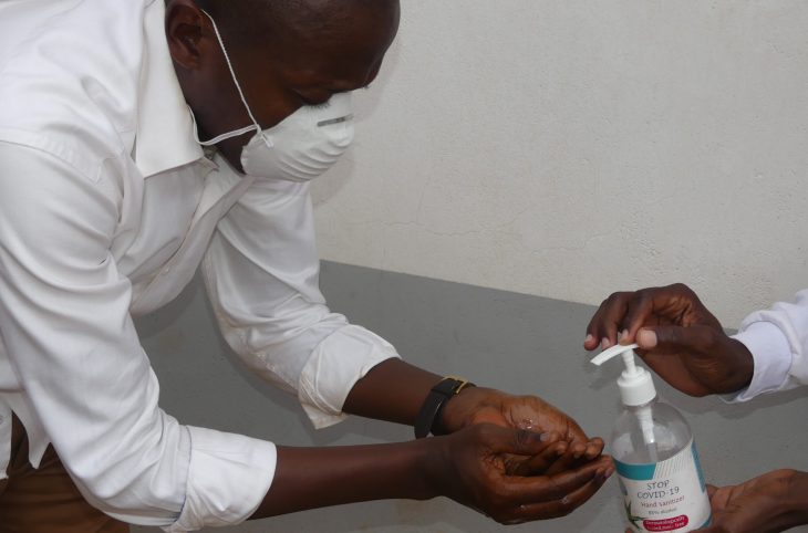 Centrafrique-Coronavirus: La rareté des masques et gels hydro-alcooliques inquiète à Bangui