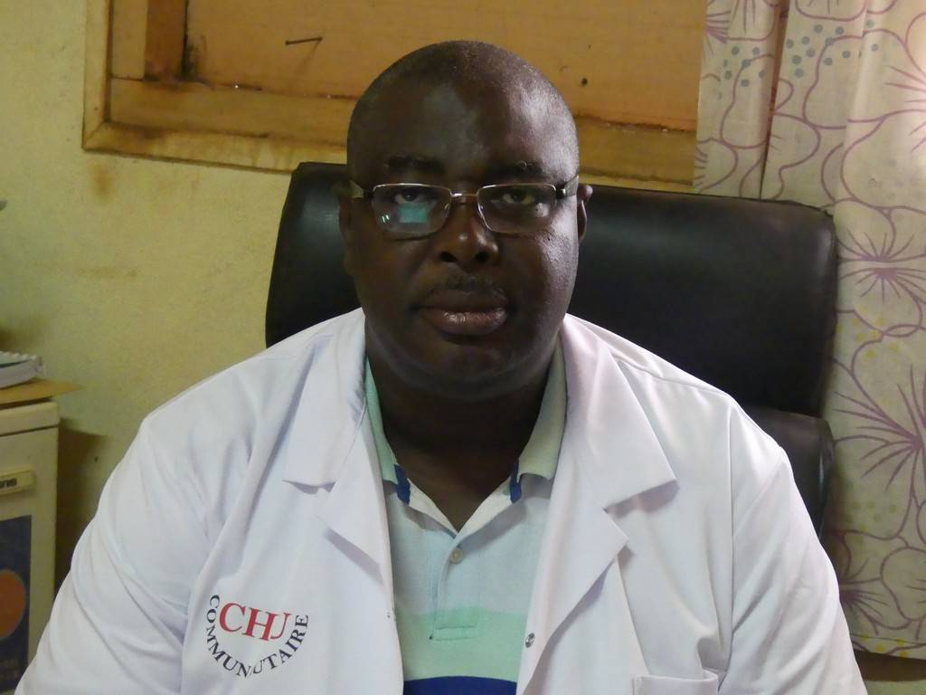 Le cancer de col de l’utérus, le Pr Richard Norbert Ngbale plaide pour un  dépistage rapide